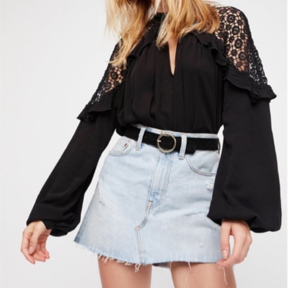 Free People | Black Little Bit Of Love Crochet Top Size Medium - Picture 1 of 13